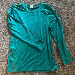 ZYIA Long Sleeve Chill T - size L